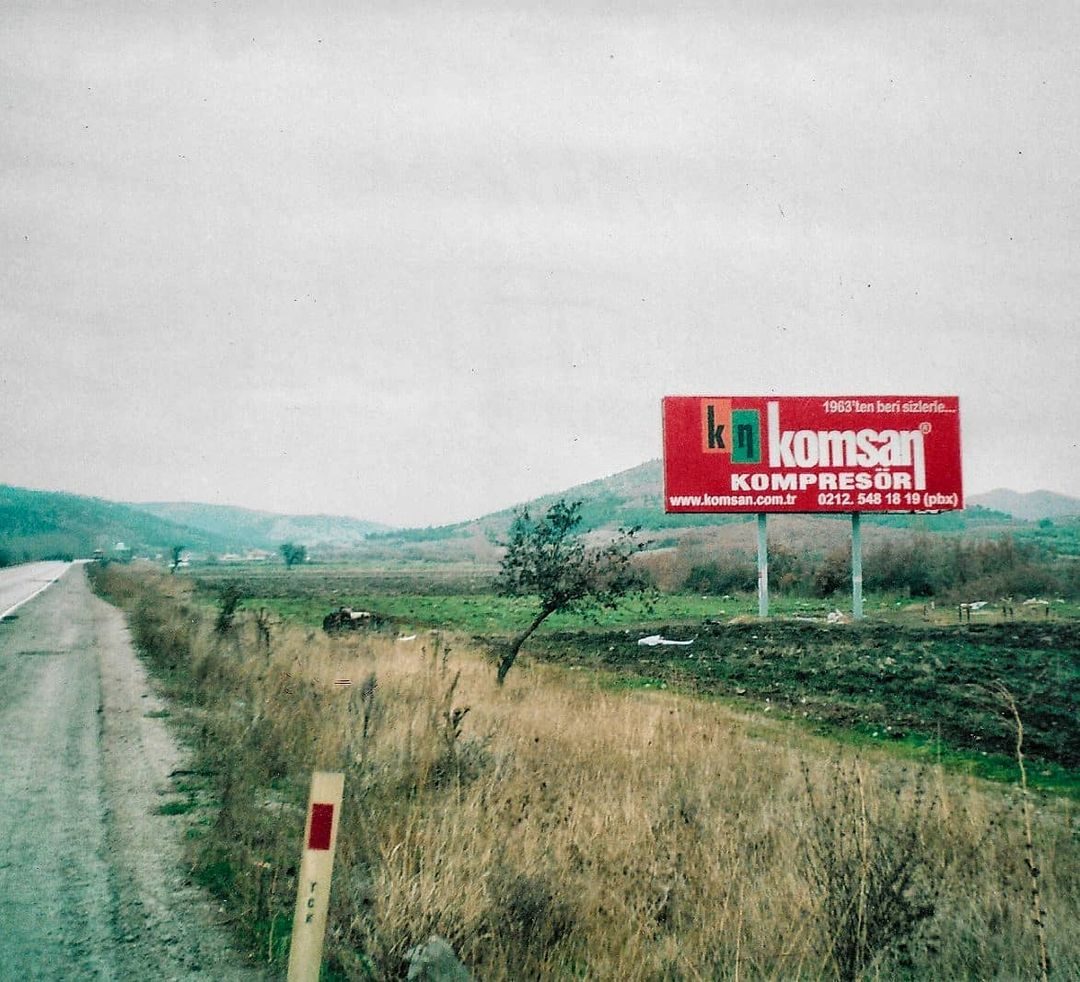 Komsan Kompresör – Yol panosu